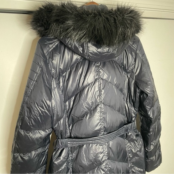 Michael Kors navy blue puffer jacket size Medium - Picture 2 of 14